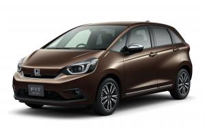 Honda Fit e:HEV Luxe 2020 года (JP)